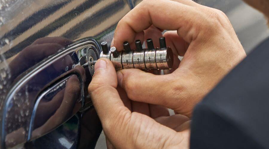 Professional residential roofers in Ashcamp, KY